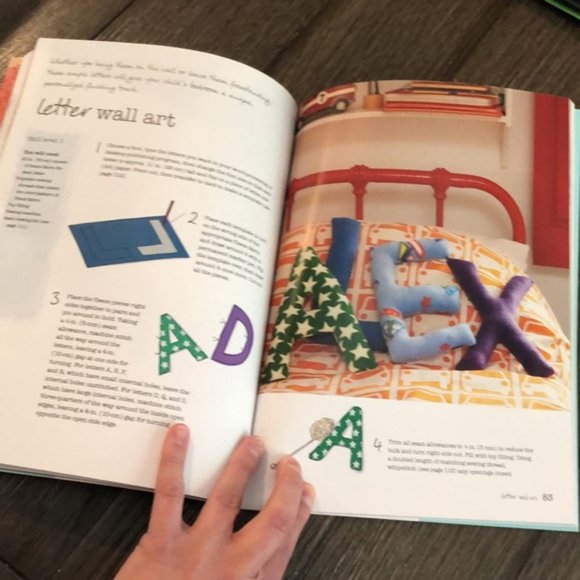 Fleece Fantastic: 35 Cute, Cozy, and Quick Projects to Make and Give Book - Picture 12 of 16